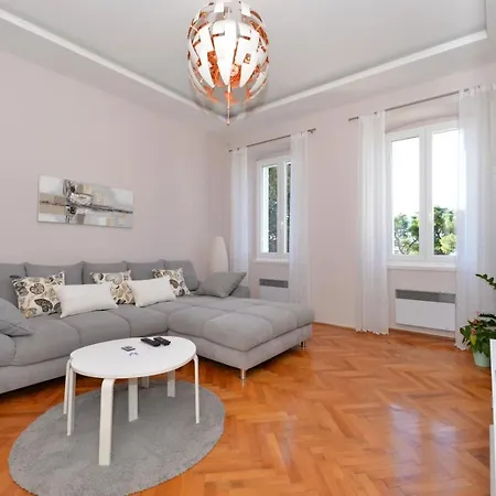 Apartman Nikki Kolovare Beach Zadar Exterior photo